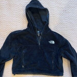 North Face Cropped Half Zip Pullover